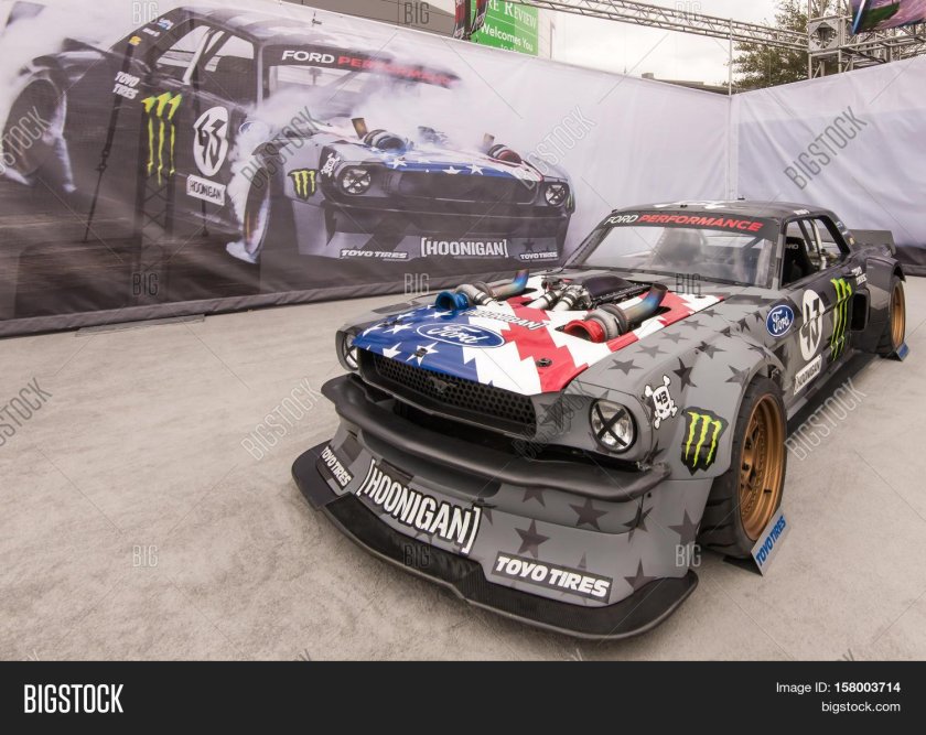 Форд Мустанг 1965 Кен блок лего