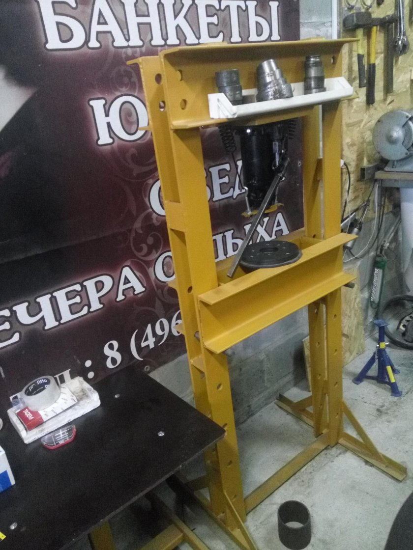 Пресс рама под гидравлический домкрат 20 тонн