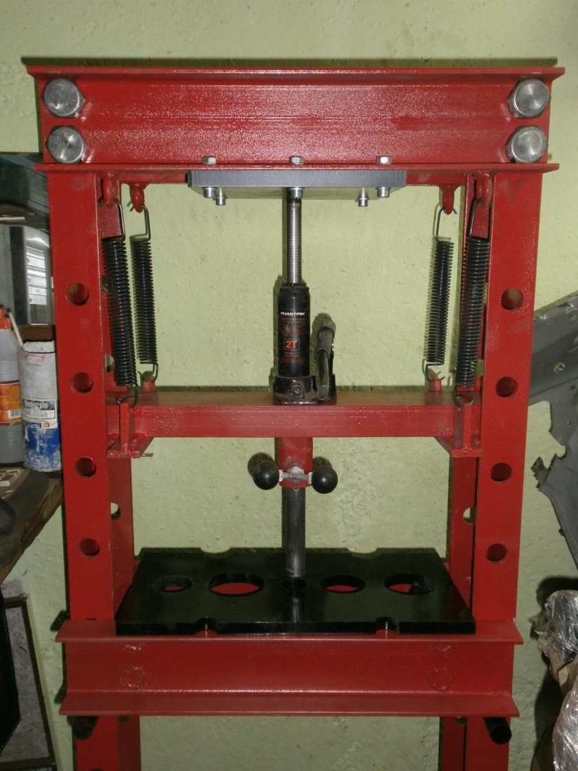 Пресс домкратный гидравлический