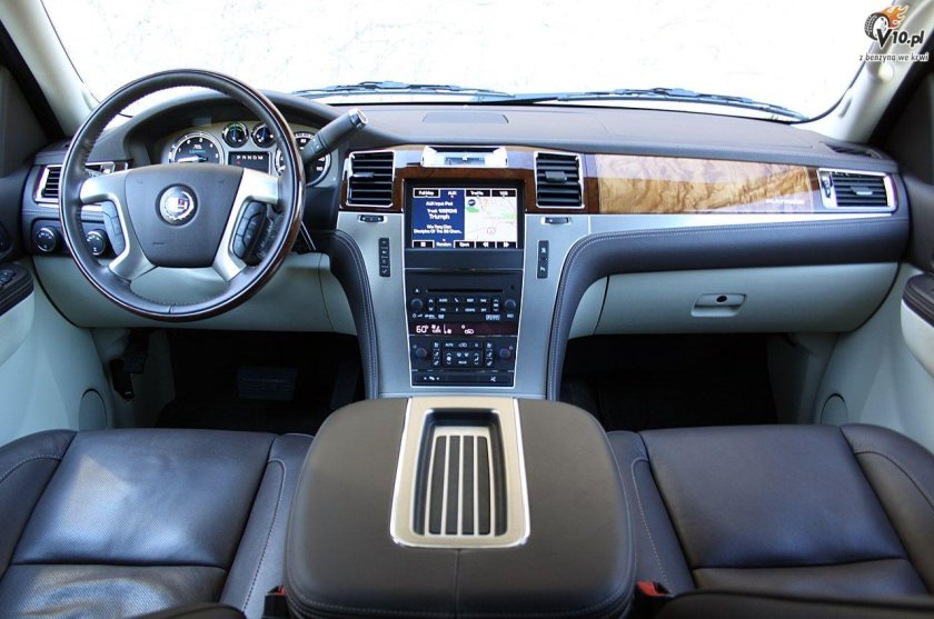 Кадиллак Эскалейд 2011 платинум