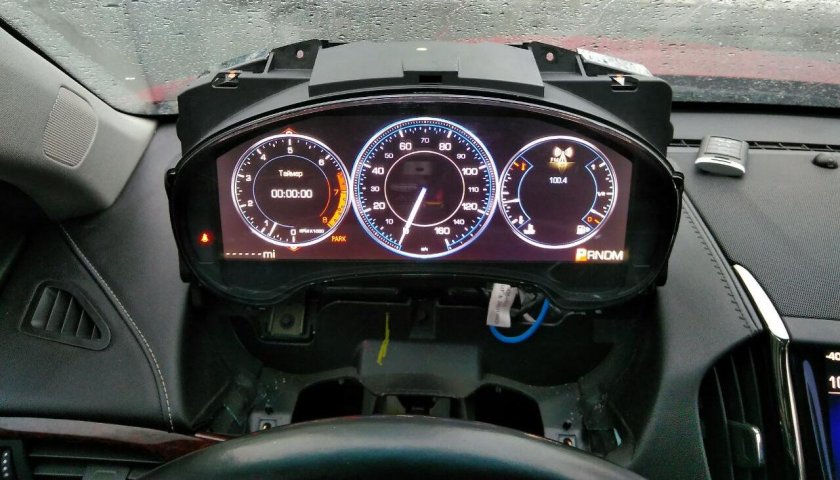 Cadillac Escalade 2015 приборная панель