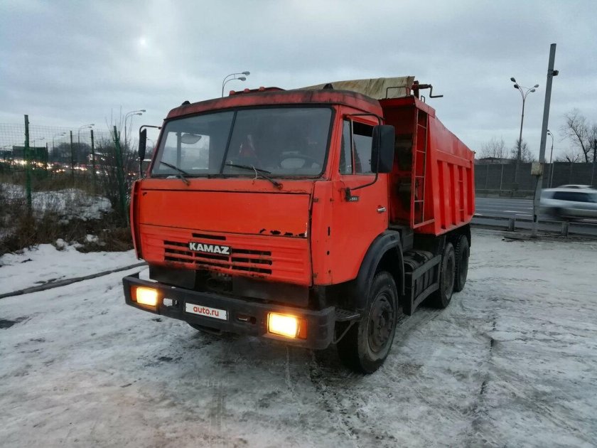 КАМАЗ горбатый самосвал