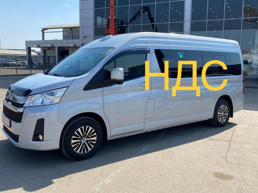 Toyota Hiace 2021
