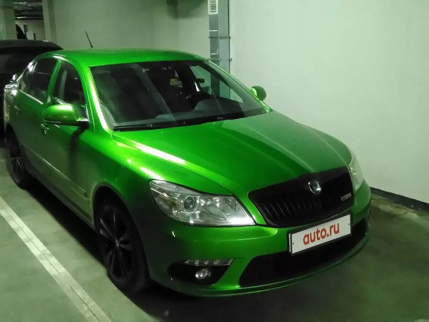 Октавия а5 зеленая