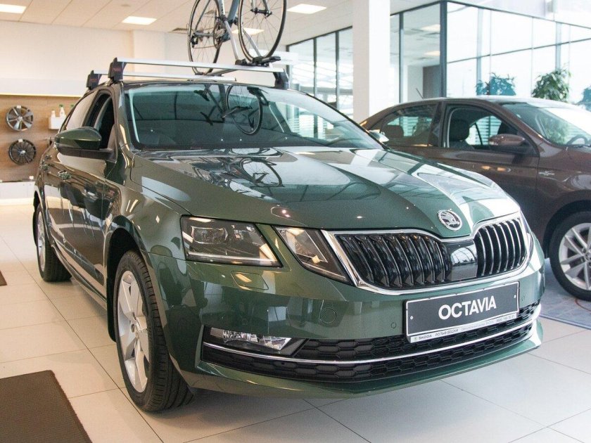 Skoda Octavia a7 зеленая
