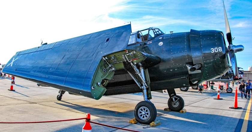 Grumman tbm-3w Guppy