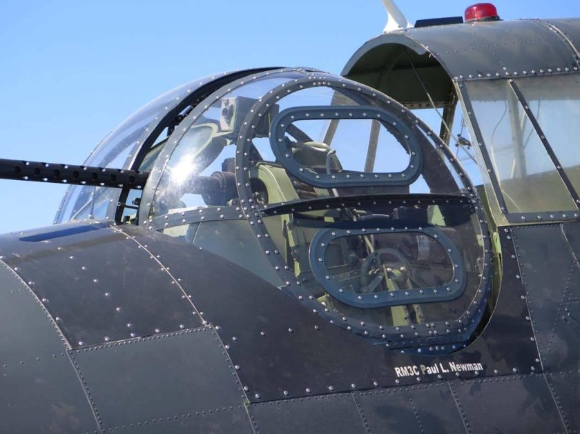 Самолет tbm-3 Avenger