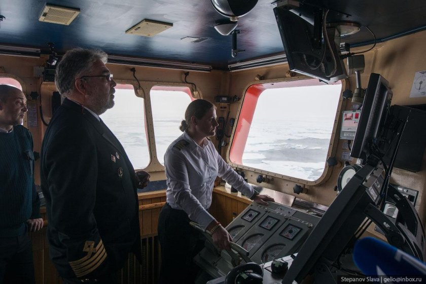 Капитан ледокола 50 лет Победы Дмитрий Лобусов