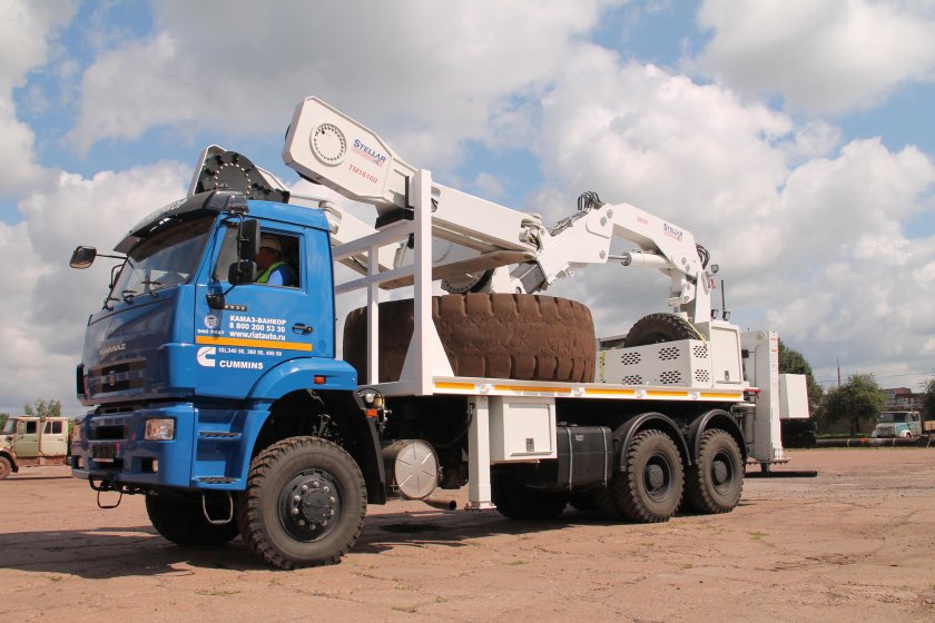 Комплекс бентонито-смесительный на базе автомобиля КАМАЗ