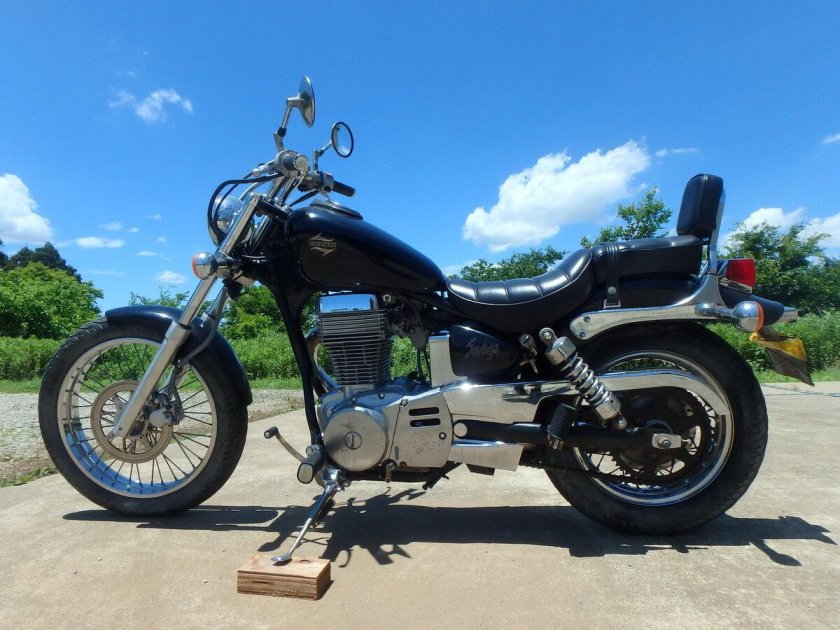 Suzuki Savage 400