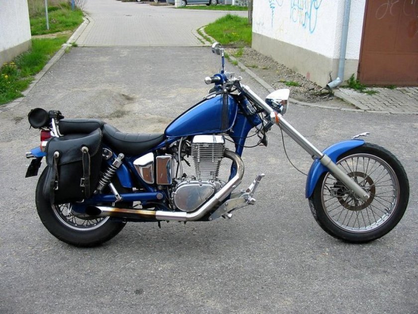 Suzuki Savage 650 Custom
