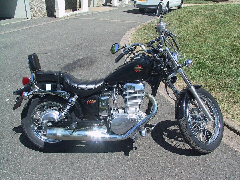Suzuki Savage 400