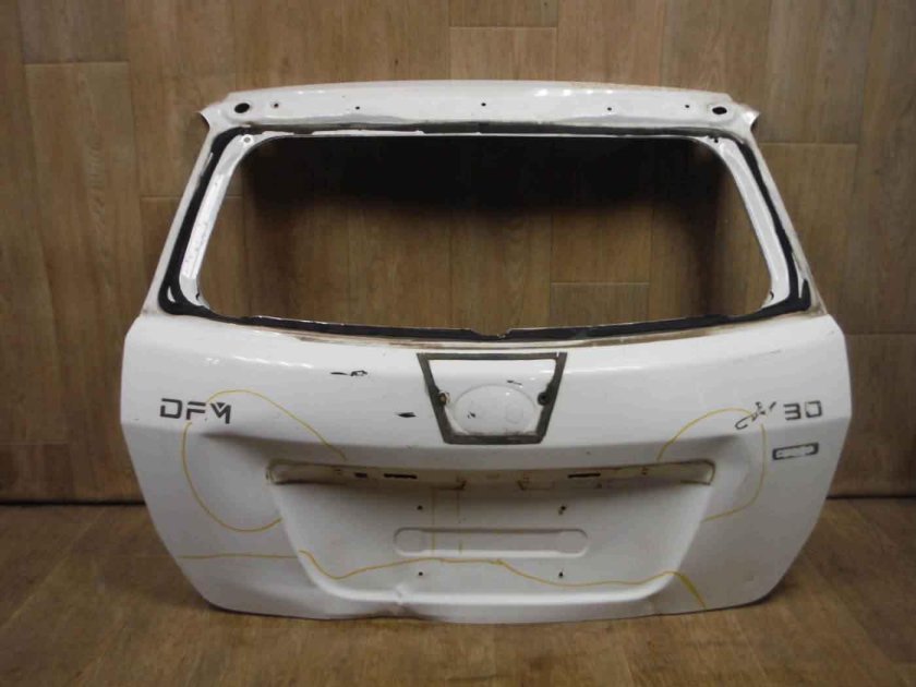 Задняя дверь Dongfeng h30 Cross