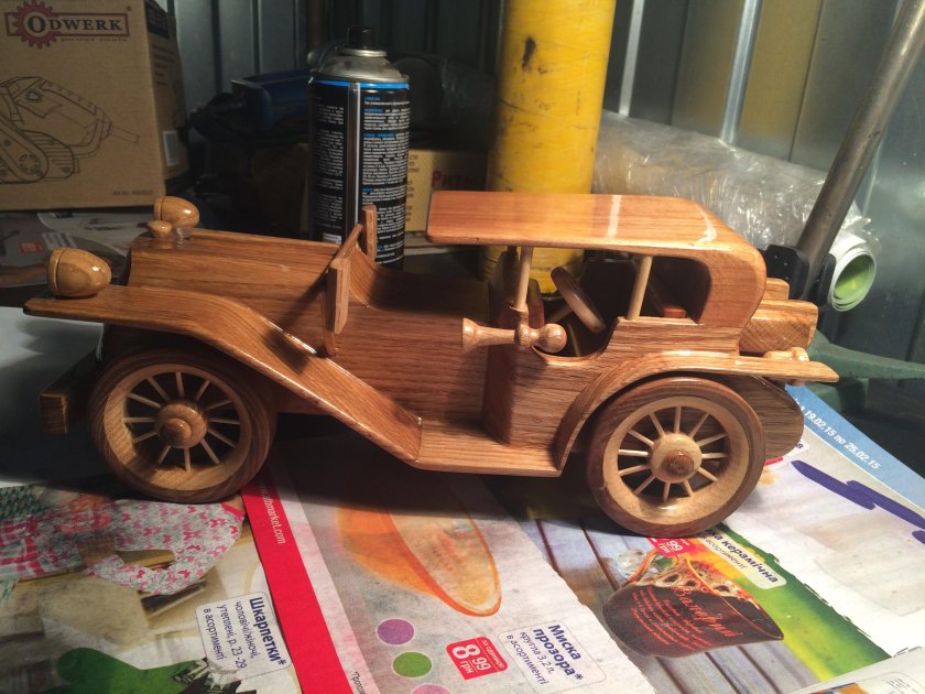 Деревянные модели машин