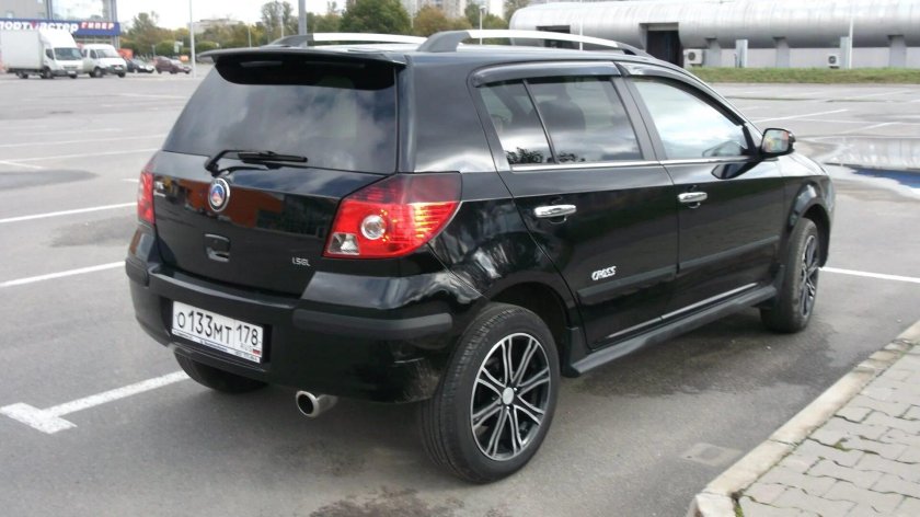 Geely MK Cross тюнингованная