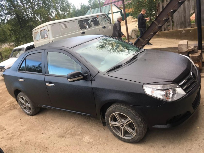 Джили Эмгранд ес7 в рапторе