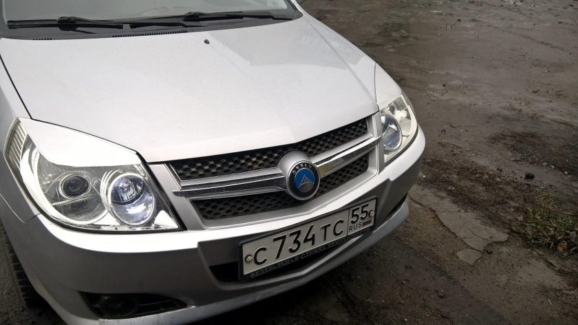 Geely MK 2013 фара