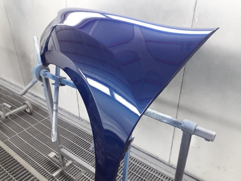 Подставка для покраски крыла автомобиля