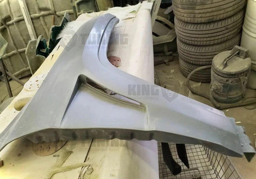 Стеклопластиковые Крылья Гранд Чероки wk1