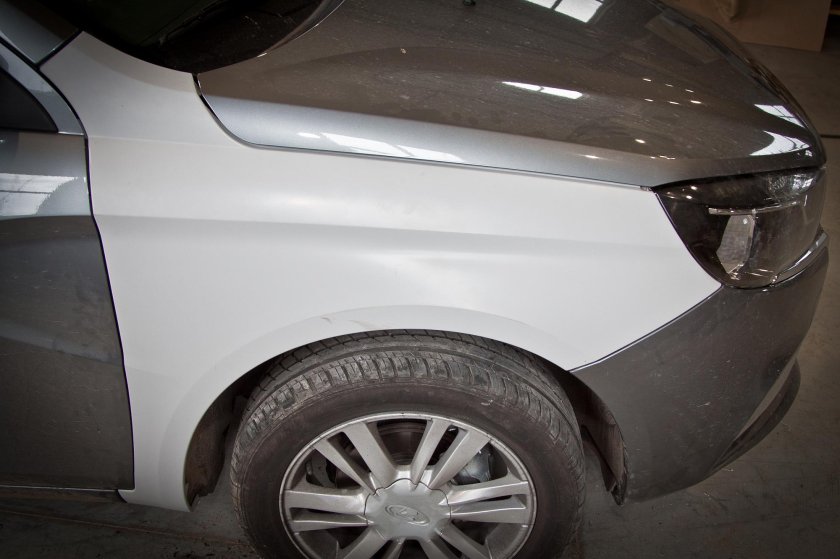 Крыло Лада Веста