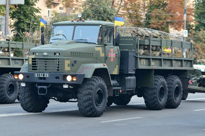 КРАЗ 6322 солдат