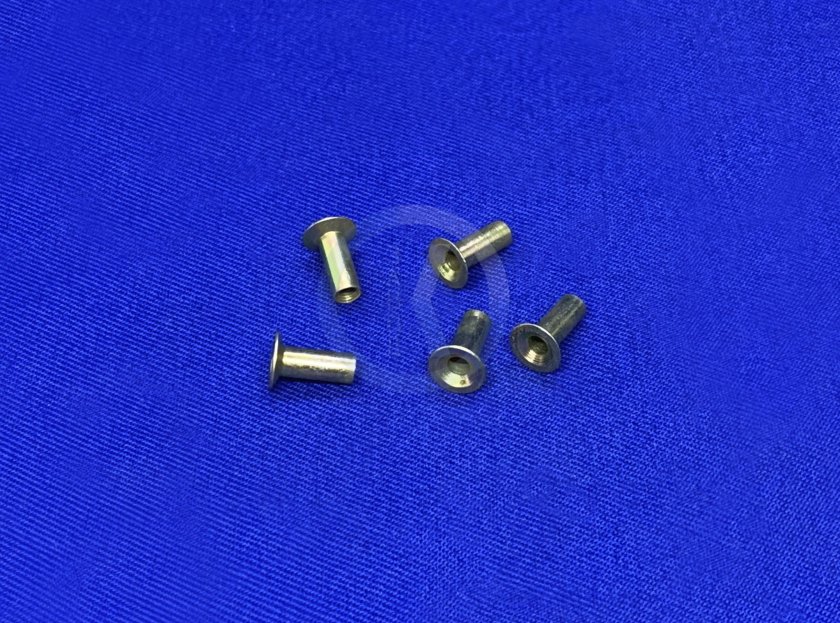 Гайки ОСТ 1 13865-81