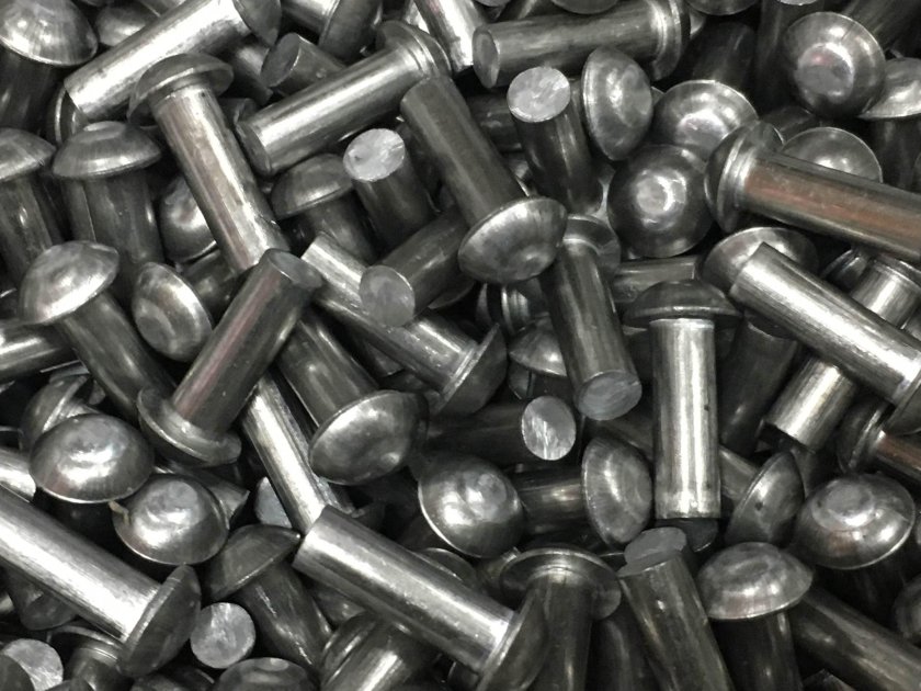 Заклепка ОСТ 1 34076-85.