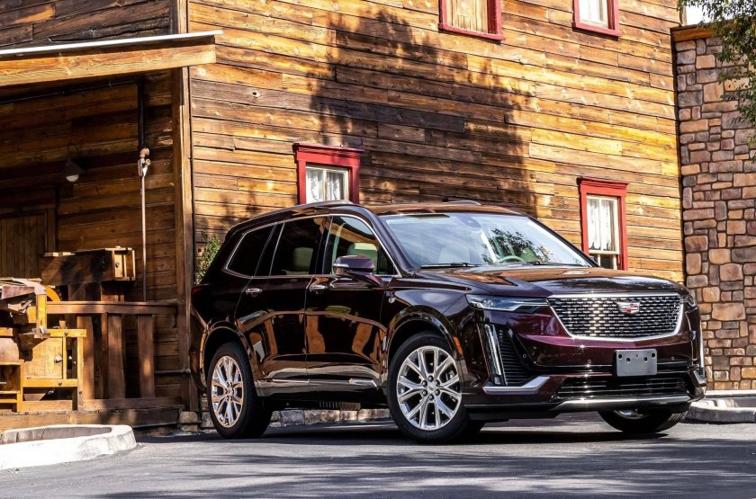 Кадиллак xt6