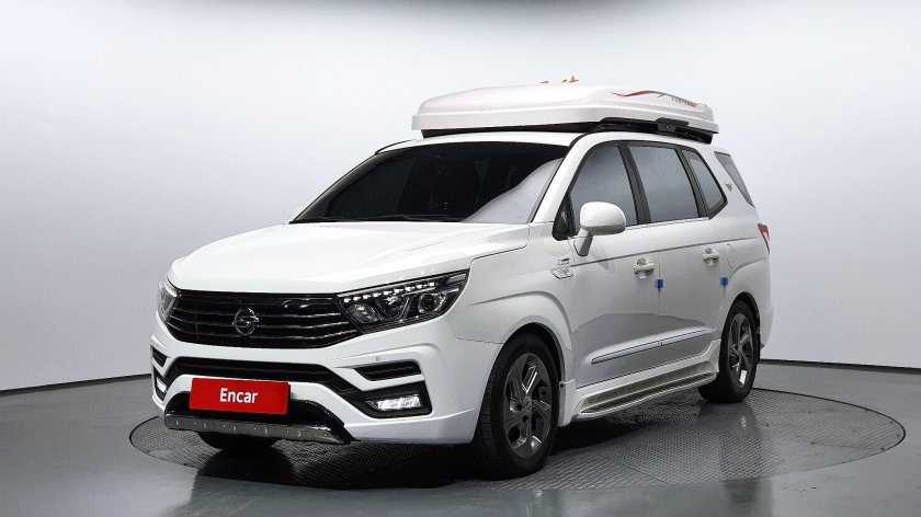 SSANGYONG Korando Turismo 2022