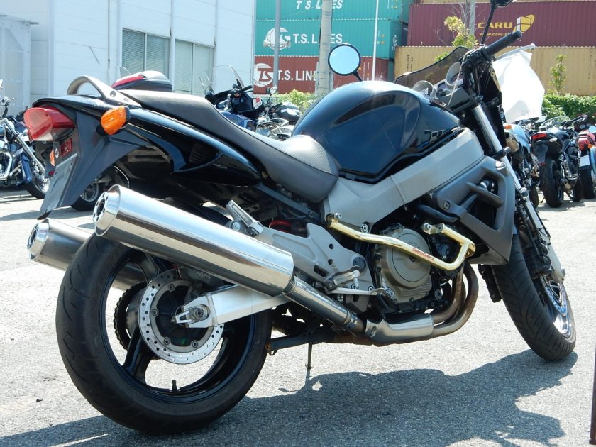 Мотоцикл Honda x11