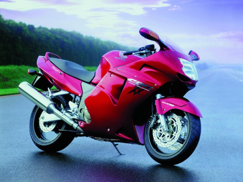 Хонда СБР 1100