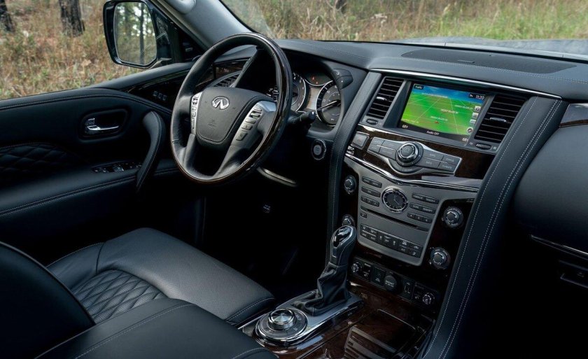 Инфинити qx80 салон