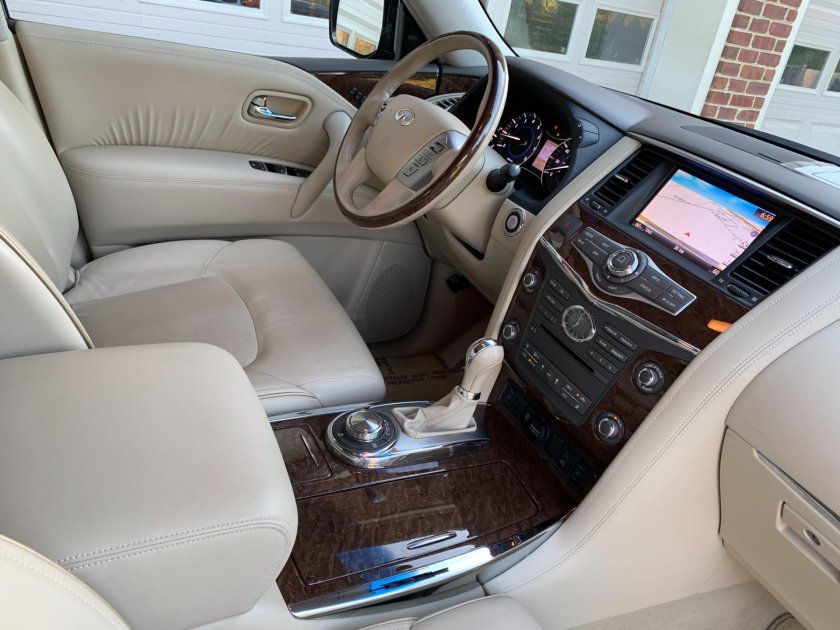 Инфинити qx80 2020 салон