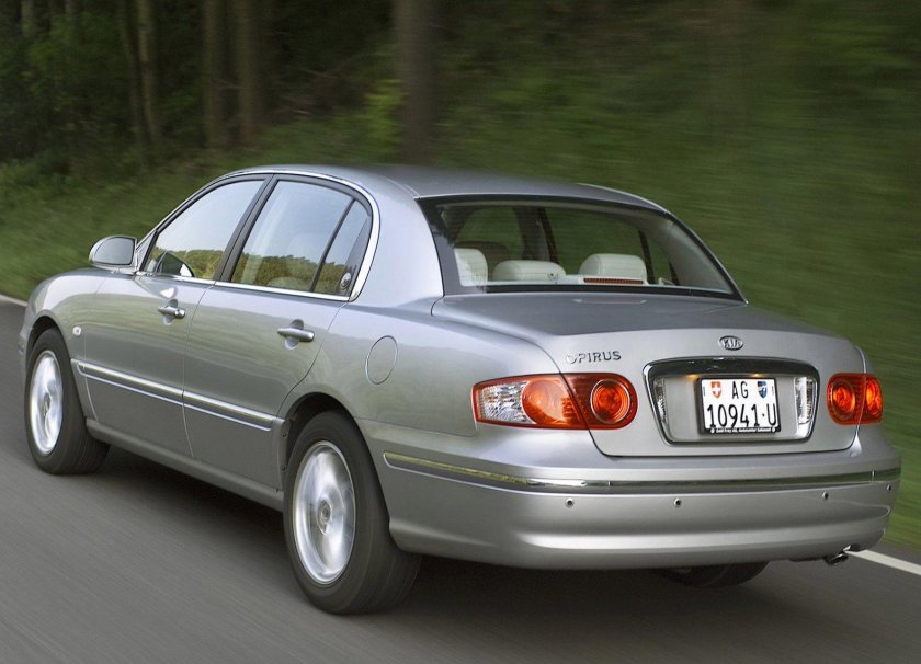 Kia Opirus 2003