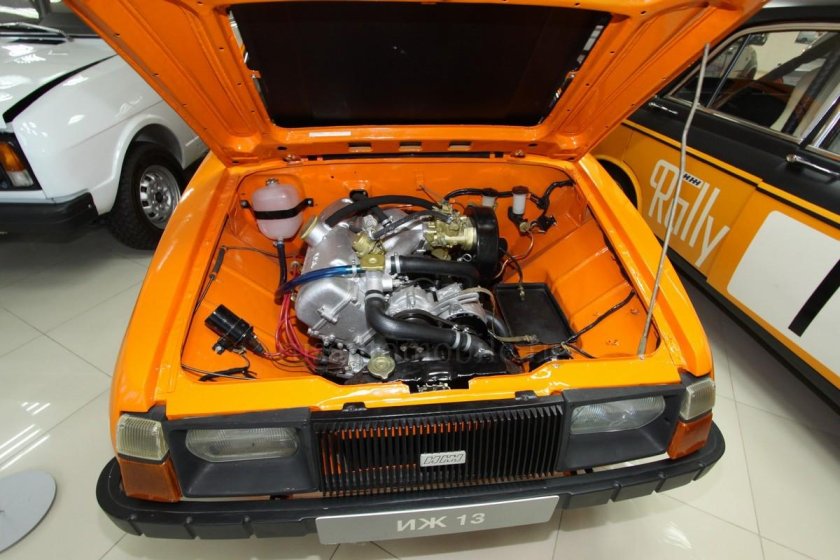 ИЖ 13 автомобиль