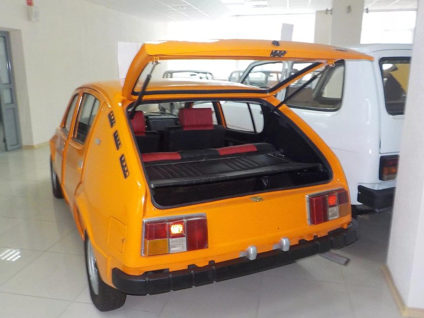 ИЖ 13 автомобиль