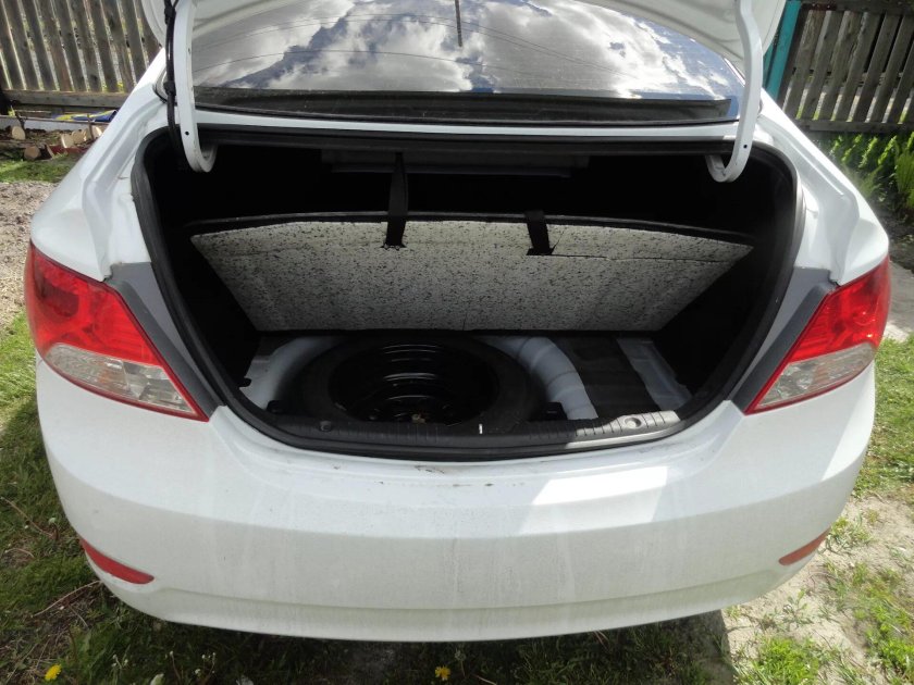 Багажник Солярис седан 2011