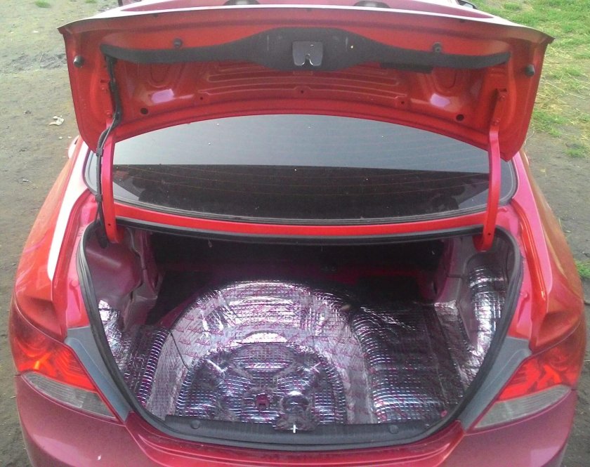 Багажник Hyundai Solaris 2011