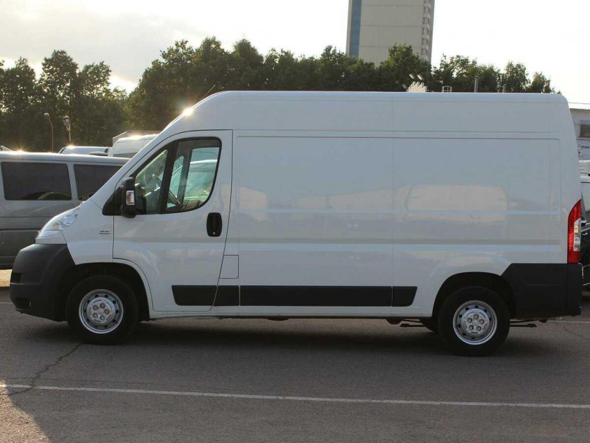 Фиат Дукато цельнометаллический