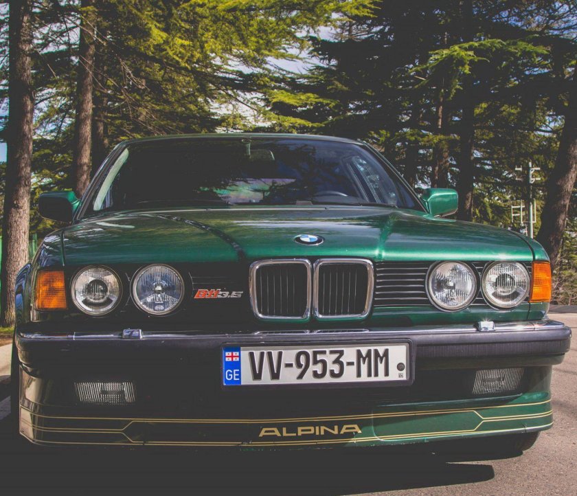 BMW e32 Alpina b11
