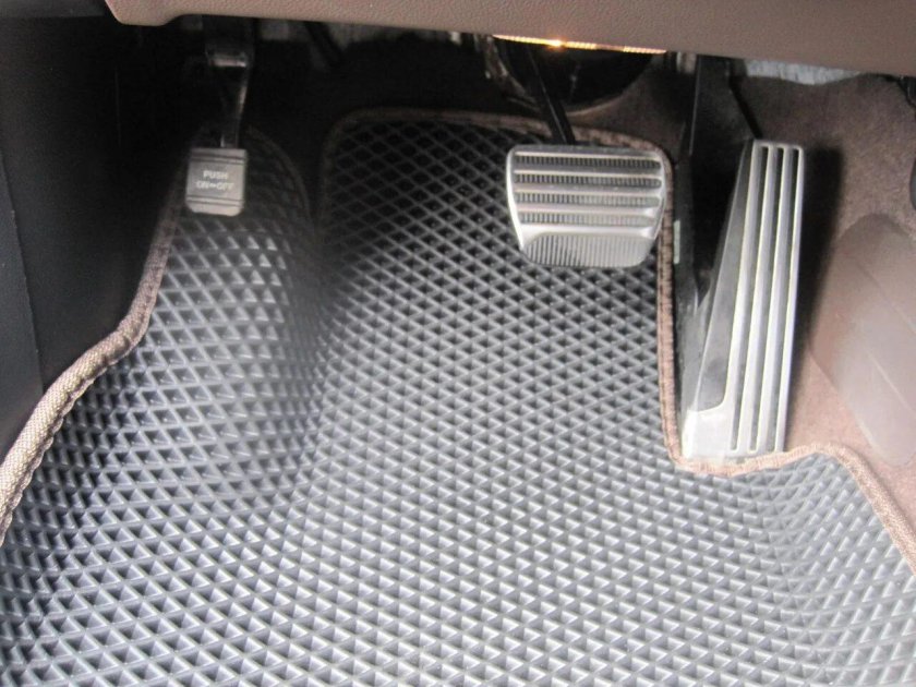 Коврики на Инфинити qx70