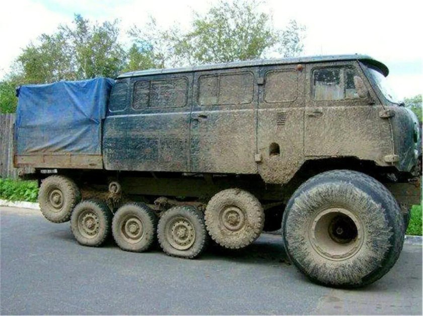 УАЗ 452 броневик