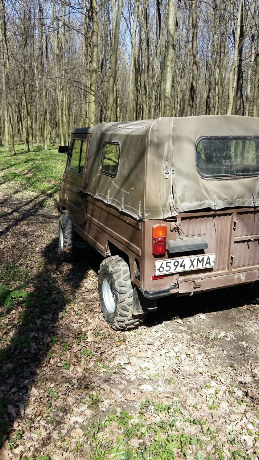 ЛУАЗ 969 на Квадро резине