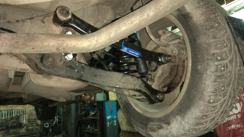 Hyundai Elantra 2008 задняя подвеска