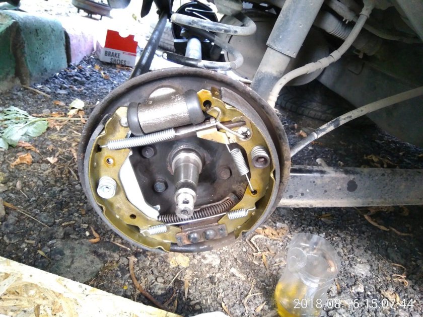 Задние тормоза Матиз 0.8