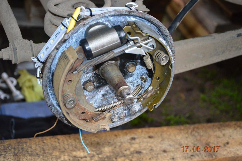 Задние тормозные колодки Дэу Матиз