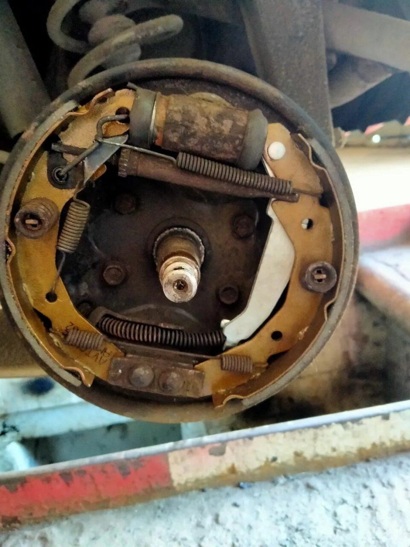 Задние колодки Матиз 0.8