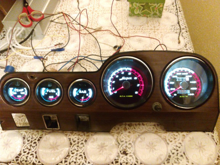 Панель ВАЗ 2106