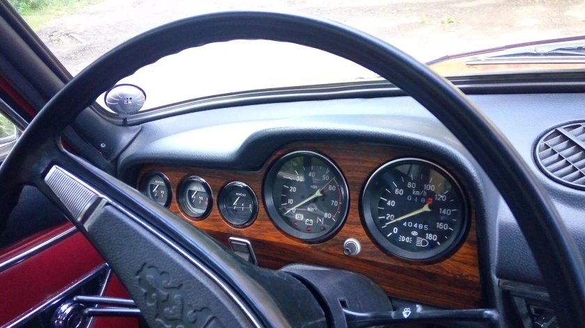 ВАЗ 2106 приборная руль