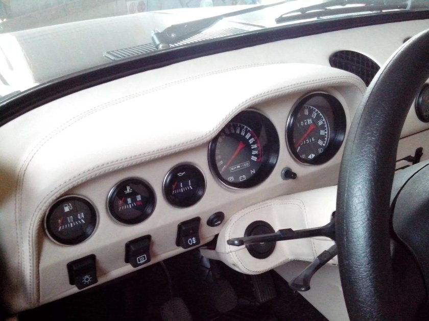 ВАЗ 2106 салон Торпедо